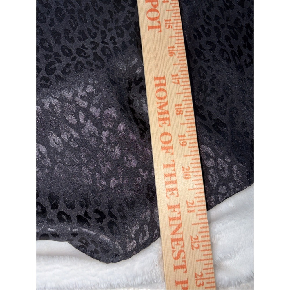 JLO Black Jacquard Animal Print Lattice Sleeve Top Medium Peasant Edgy Night Out - Picture 7 of 8